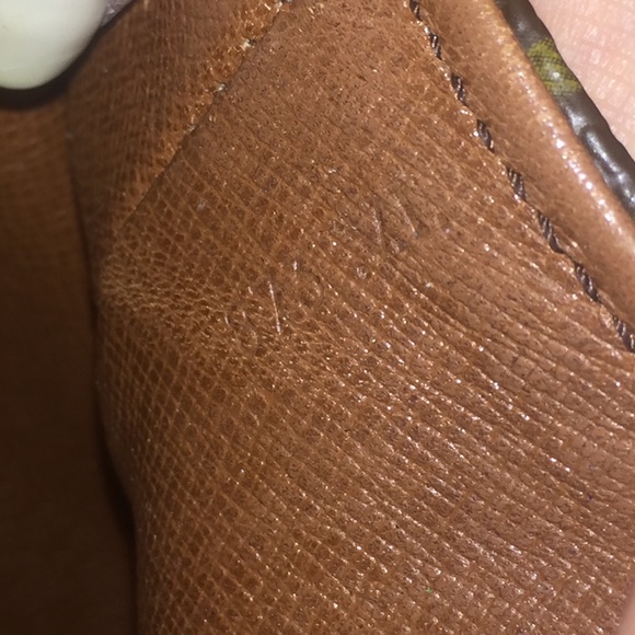 LV CHANTILLY PM - Picture 8 of 8